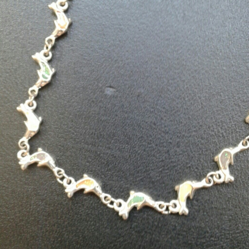 Cool Jewels dolphins necklace